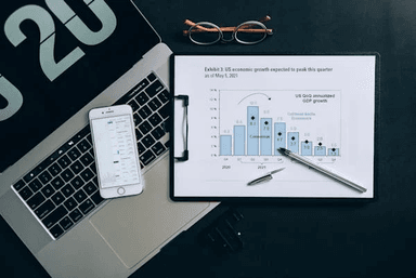 AI in Financial Decision-Making: How Artificial Intelligence is Transforming Investment Strategies and Business Finance
